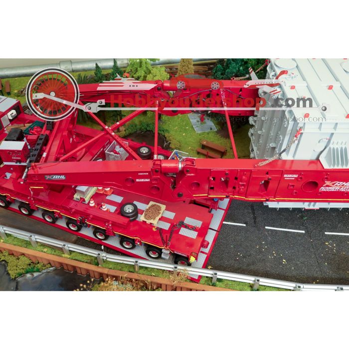 Uniek 1:24 Diorama met Realistische Girderbridge, SPMT Platforms en Transformator, Kahl transport