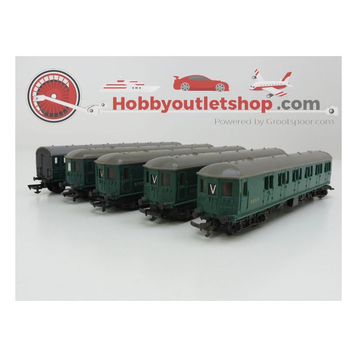 Schaal 00 Tri-ang R156 BR 2x dieseltreinstellen verschillende lengtes #102