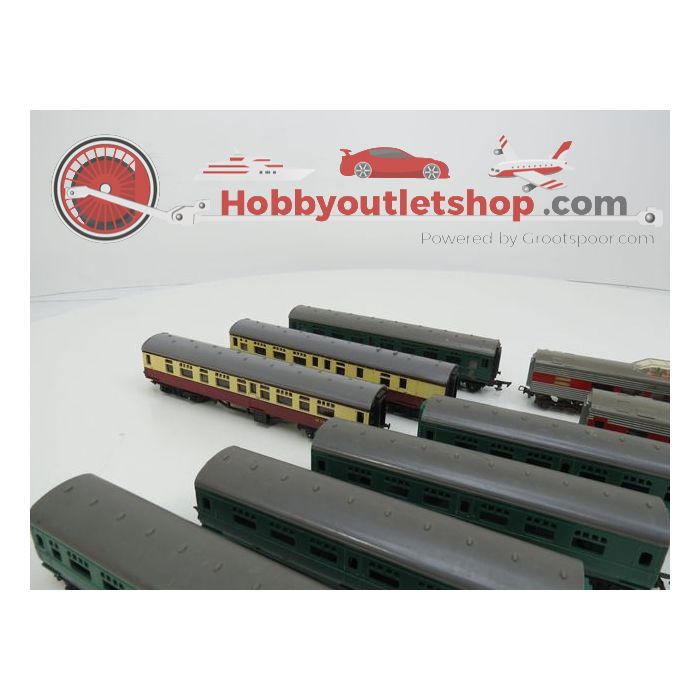 Schaal 00 Tri-ang R21, R25, R125, R28, R29, R221 rijtuigen #319 - sku: 20210429112738 - Gebruikt - Goede staat - Afbeelding 4