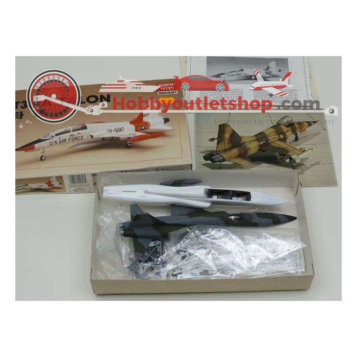 Schaal 1:48/1:72 Set12st. Revell/Heller/Monogram/Academy/MPM/Italeri #47