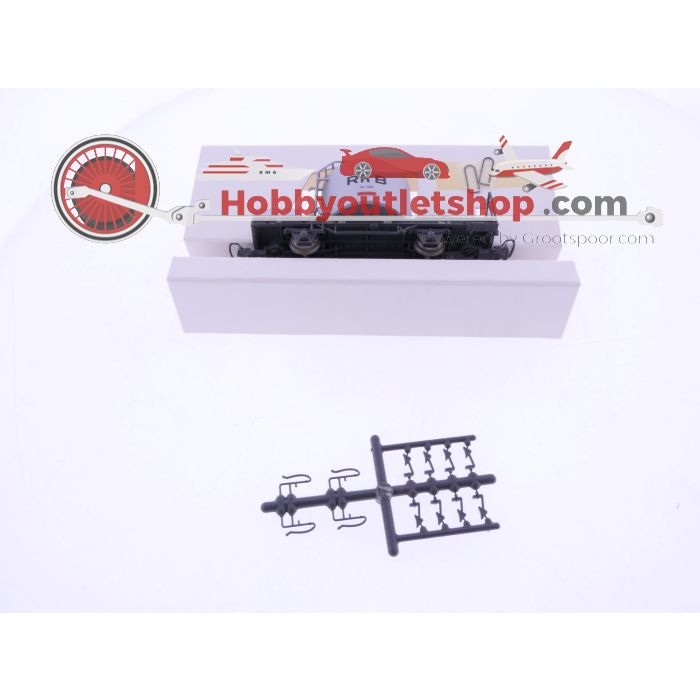 Schaal H0m Bemo 2259-108 silowagon Uce 8028 van de RhB #P235