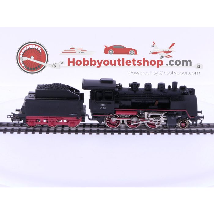 Schaal H0 Märklin 3003 stoomlocomotief BR 24 met losse tender van de DB #6624