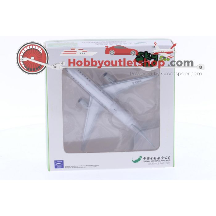 Schaal 1:500 Sky 500 0556CY China Yunnan Airlines Boeing 767-300 Reg. B-2568 #7125