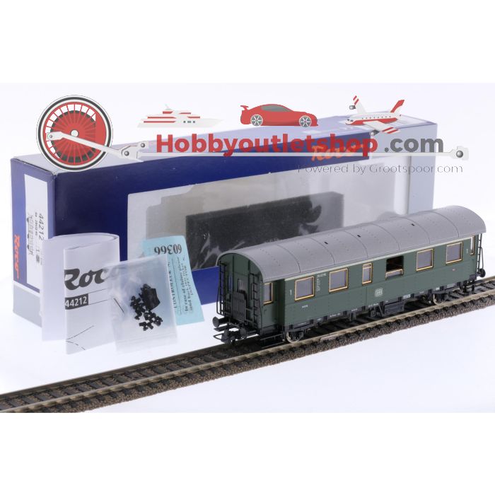 Schaal H0 Roco 44201, 44211 en 44212 personenrijtuigen type Esn, ABiw en Aie van de DB #6725