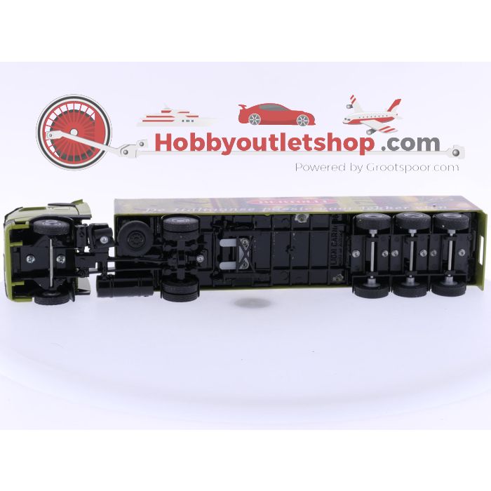 Schaal 1:50 Lion-toys No. 36 Volvo FH12 trekker met trailer 