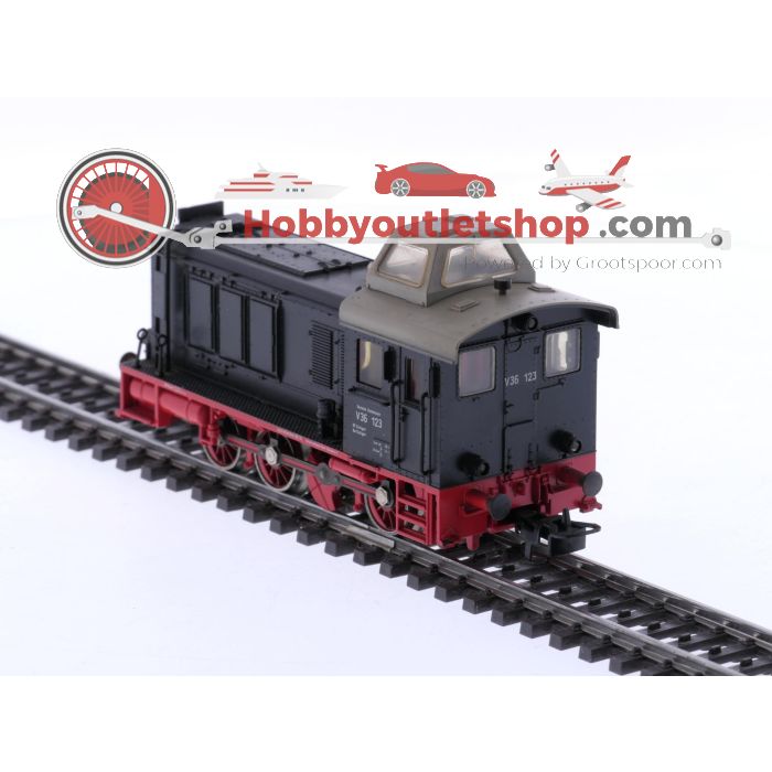 Schaal H0 Märklin 3546 diesel locomotief V36 van de DB #6950