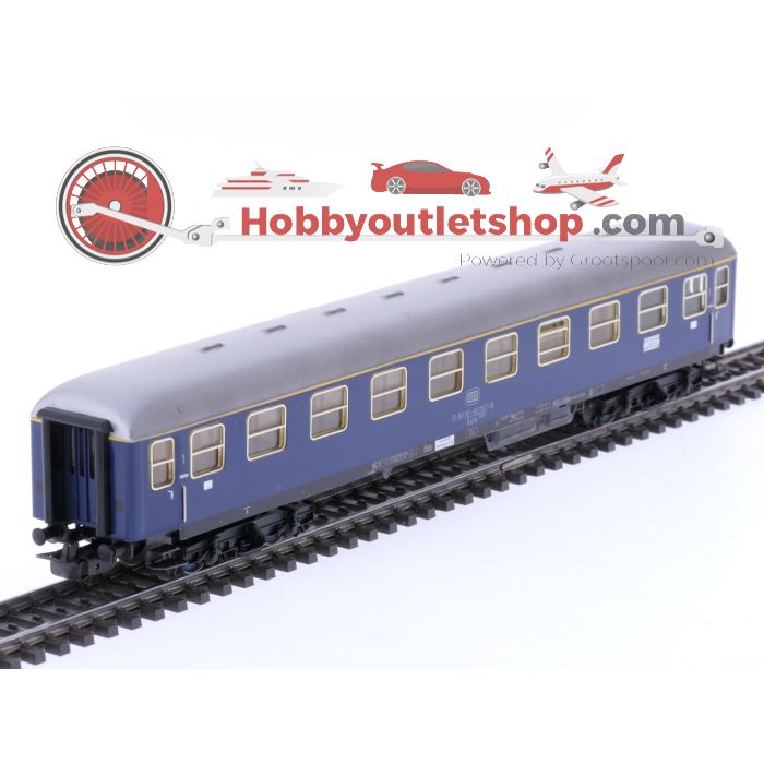 Schaal H0 Märklin 4051 personenrijtuig Aüm 202 1e kl. van de DB #7601