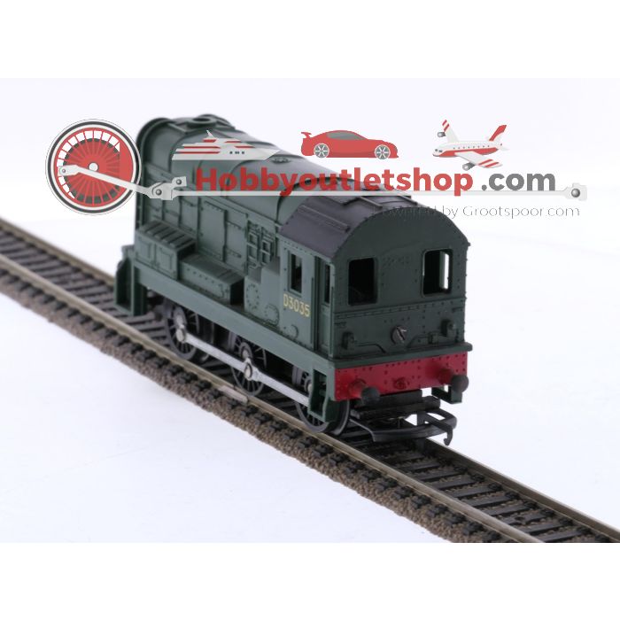Schaal 00 Tri-ang R152 en R.422 diesel locomotief 0-6-0 Class 08 met personen rijtuig van de BR #7628