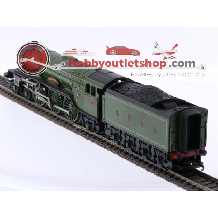 Schaal 00 Tri-ang R.855, R.745, R.746, 2 x R.024 en R.479 stoomlocomotief 4-6-2 'Flying Scotsman' met personenrijtuigen van de BR #7629