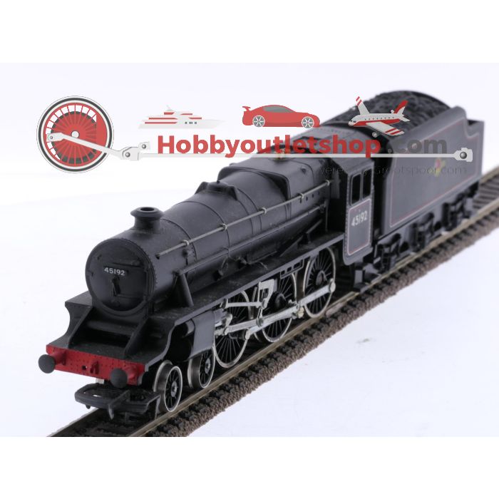 Schaal 00 Tri-ang / Hornby R.859, R628 en R.437 stoomlocomotief 4-6-0 'Black Five' met personenrijtuigen van de BR #7631
