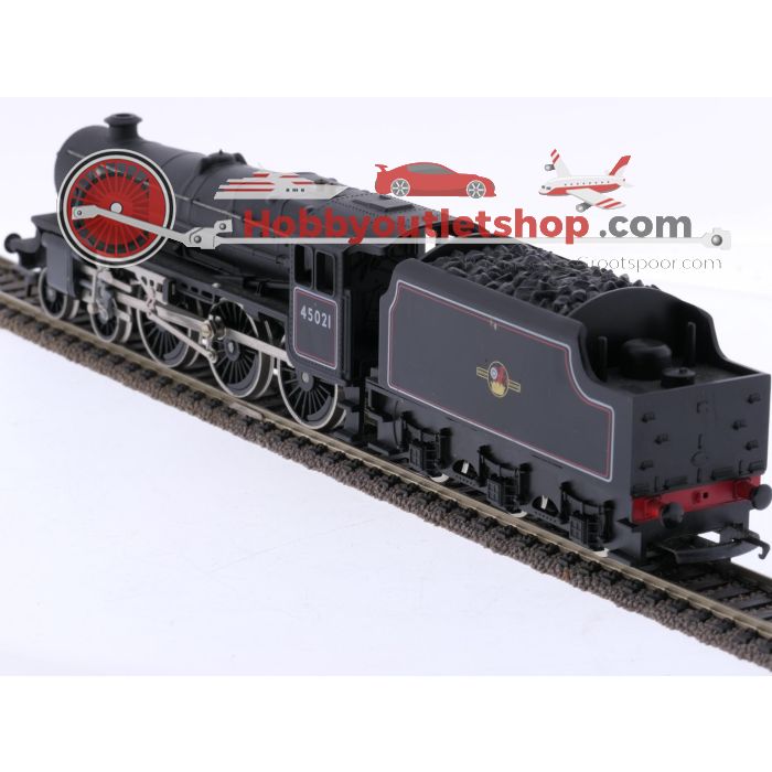 Schaal 00 Hornby/Airfix R.068, 54207 en 54209 Stoomlocomotief BR Class 5 4-6-0 met personenrijtuigen #7634