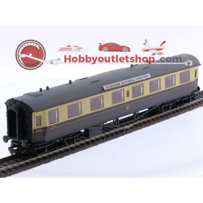 Schaal 00 Hornby/Airfix R.068, 54207 en 54209 Stoomlocomotief BR Class 5 4-6-0 met personenrijtuigen #7634