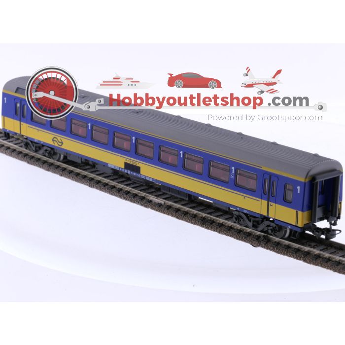 Schaal H0 HAMO/Märklin 8464 personenrijtuig van de NS #7666