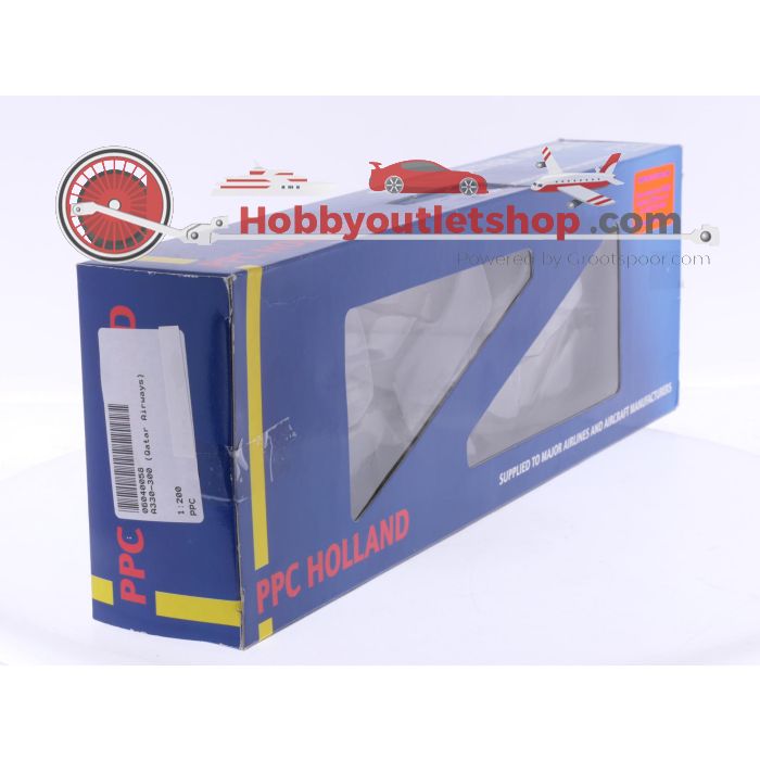 Schaal 1:200 PPC Holland 06040058 A330-300 Qatar airways Reg. NA #7754