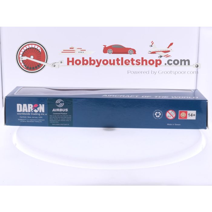 Schaal 1:200 Skymarks SKR536 Airbus A330-300 Malaysia Airlines Reg. 9M-MKA #7818