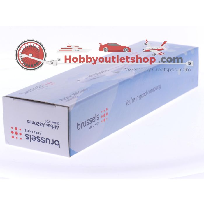 Schaal 1:200 set van 2 Brussels Airlines Airbus A320neo Reg. OO-SBA (Herpa 613767) en Airbus A330-300 Reg. N/A #8041