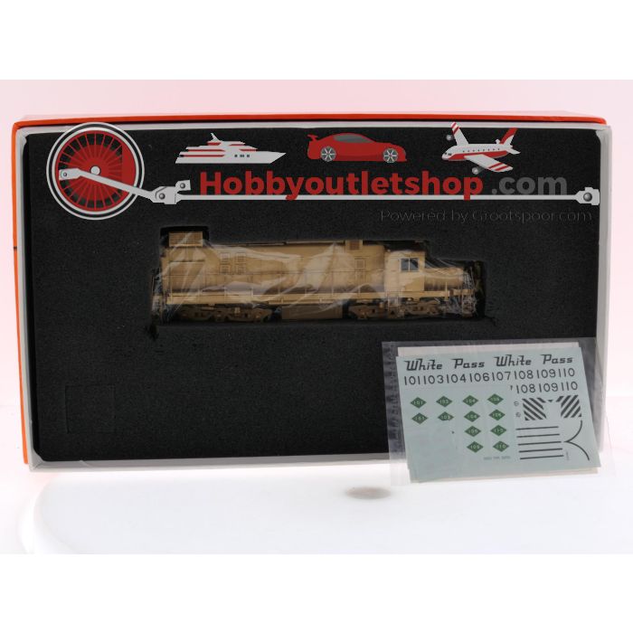 Schaal H0n3 Precision Scale Co. Iron Horse Models DL-535 diesel locomotief ALCO C-C van de White Pass & Yukon Route #P303