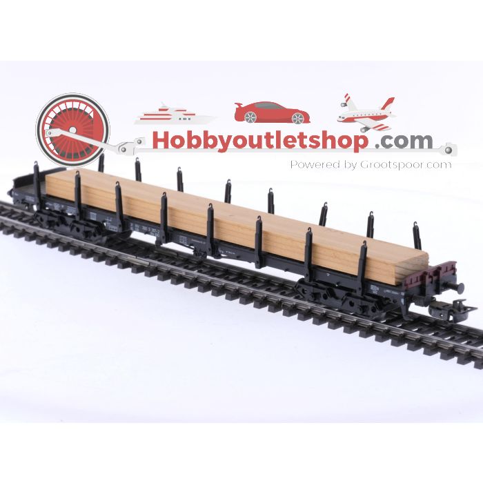 Schaal H0 Märklin 4475, 4512, 4663 en 4671 set van 4 goederenwagens en een kraanwagen van de DB #8104