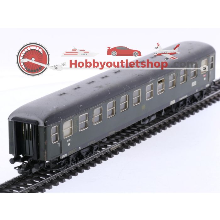 Schaal H0 Märklin 4022 en 4032 set van 3 personenrijtuigen van de DB #8107