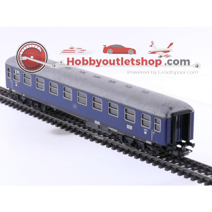 Schaal H0 Märklin 4022 en 4032 set van 3 personenrijtuigen van de DB #8107