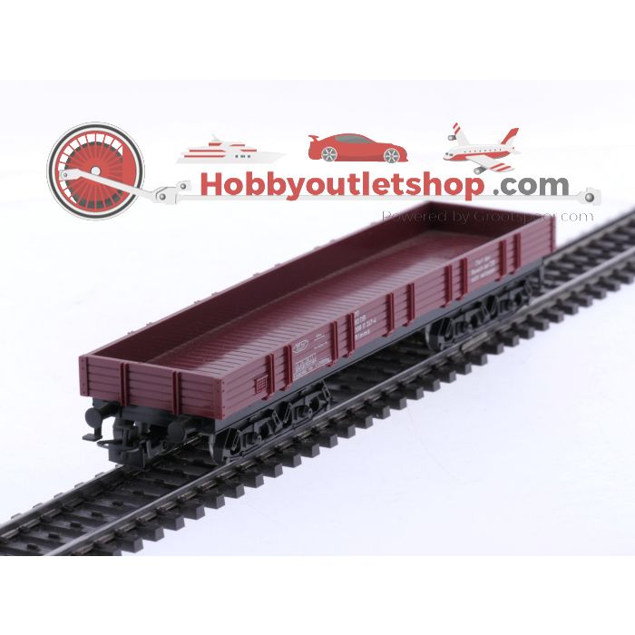 Schaal H0 Märklin 4423, 4473 en 4475 set van 4 lageboordwagens één met huif van de DB #8132