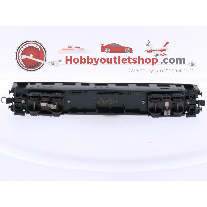 Schaal H0 Trix Express 20/176 personenrijtuig A4 191 1e kl. van de BLS #8693