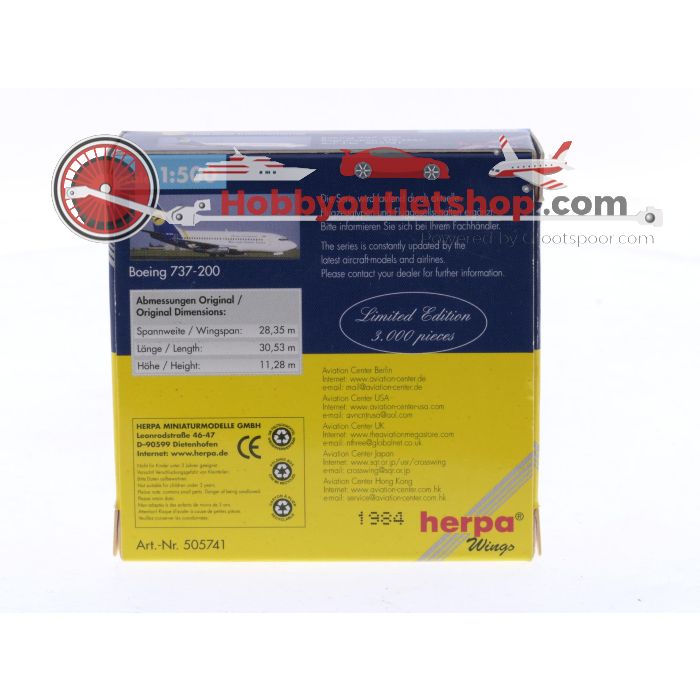 Schaal 1:500 Herpa 505741 Boeing 737-200 Ukraine Int. Airlines Reg. UR-GAC #8402