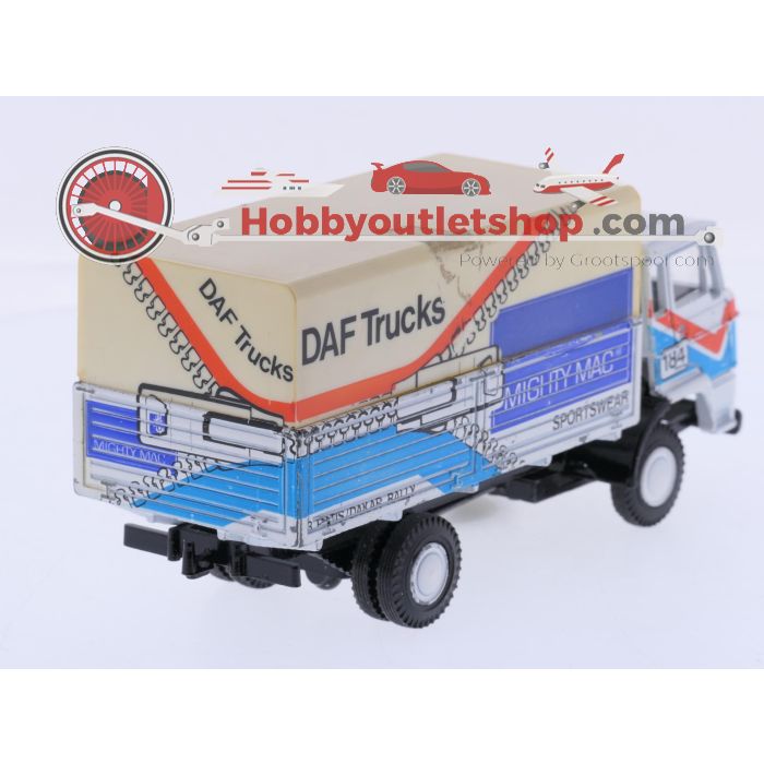 Schaal 1:50 Lion Car No. 68 DAF vrachtauto met kantel-cabine en gesloten laadbak Mighty mac sportswear #9218 - sku: 20260409034050 - Gebruikt - Goede staat - Afbeelding 3