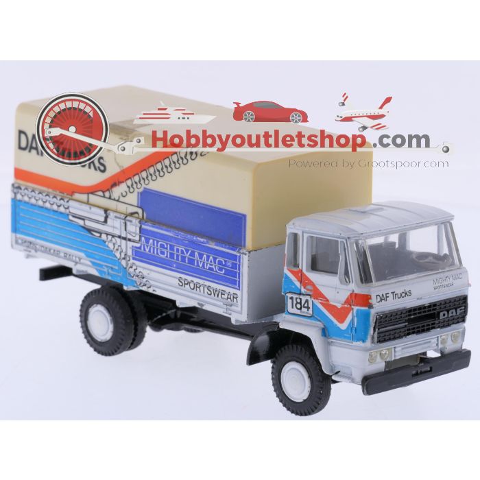 Schaal 1:50 Lion Car No. 68 DAF vrachtauto met kantel-cabine en gesloten laadbak Mighty mac sportswear #9218 - sku: 20260409034050 - Gebruikt - Goede staat - Afbeelding 4
