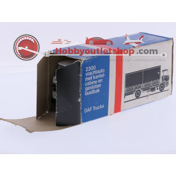 Schaal 1:50 Lion Car No. 68 DAF vrachtauto met kantel-cabine en gesloten laadbak Mighty mac sportswear #9218 - sku: 20260409034050 - Gebruikt - Goede staat - Afbeelding 7