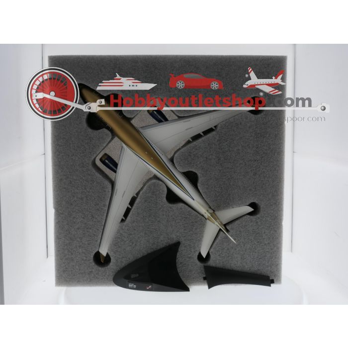 Schaal 1:200 Herpa 551069 Airbus A330-200 'F1 2005' Gulf Air Reg. A40-KE #9341 - sku: 20260508024350 - Gebruikt - Zeer goede staat - Afbeelding 11