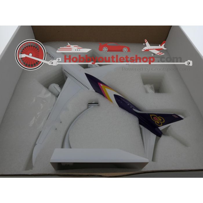 Schaal 1:200 JC Wings LH2113 Boeing 787-9 Reg. HS-TWA #9342 - sku: 20260508034703 - Gebruikt - Zo goed als nieuw - Afbeelding 8