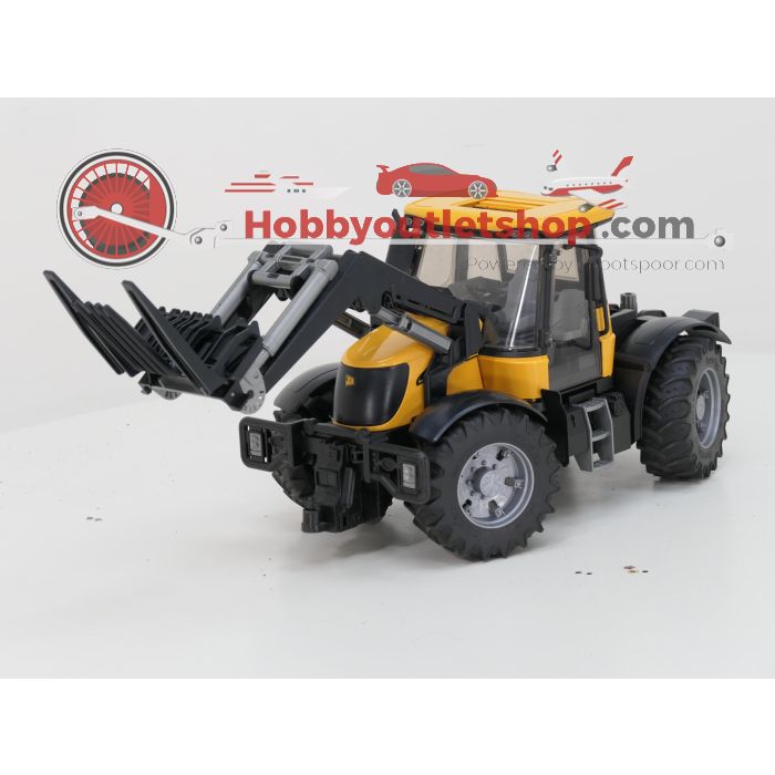 Schaal 1:16 Bruder 2212 en 3220 Fastrac met voorlader en Joskin kiepwagen #6652 - sku: 20241128114121 - Gebruikt - Zeer goede staat - Afbeelding 2