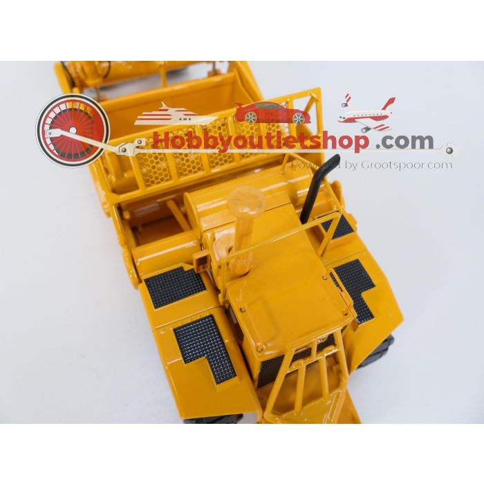 Schaal 1:48 Classic Construction Models CAT 657E Wheel‑Tractor Scraper #8267