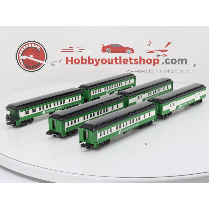 Schaal 0 Williams set van 6 rijtuigen van de Burlington Northern #8382