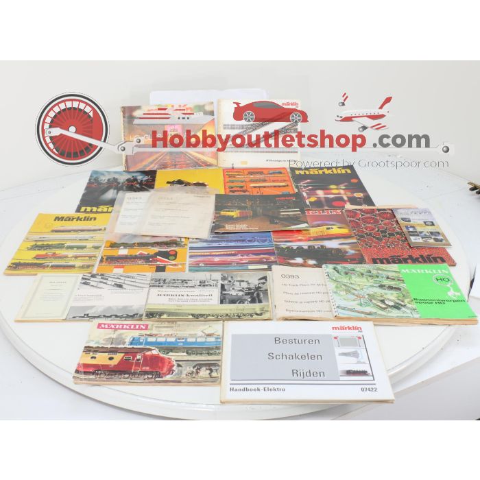 Märklin Catalogi & Programma’s Boekenset #8866 - sku: 20260127020057 - Used - Good condition - Photo 2