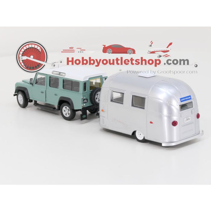 Schaal 1:24 Alloy Landrover Defender & Greenlight Bambi Airstream Sport, caravan polished silver - sku: 20260130051958 - Gebraucht - Guter Zustand - Bild 3