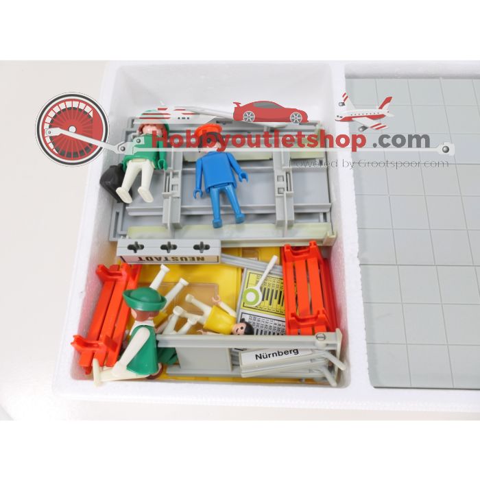 Playmobil 4370 & 4371 Perron met wachthuisje en accessoires OVP #9547 - sku: 20260515045332 - Gebruikt - Zeer goede staat - Afbeelding 6
