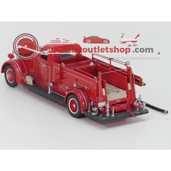Schaal 1:24 Signature series 20148 - 1939 American LaFrance B550RC #9378 - sku: 20260519033920 - Gebruikt - Goede staat - Afbeelding 2