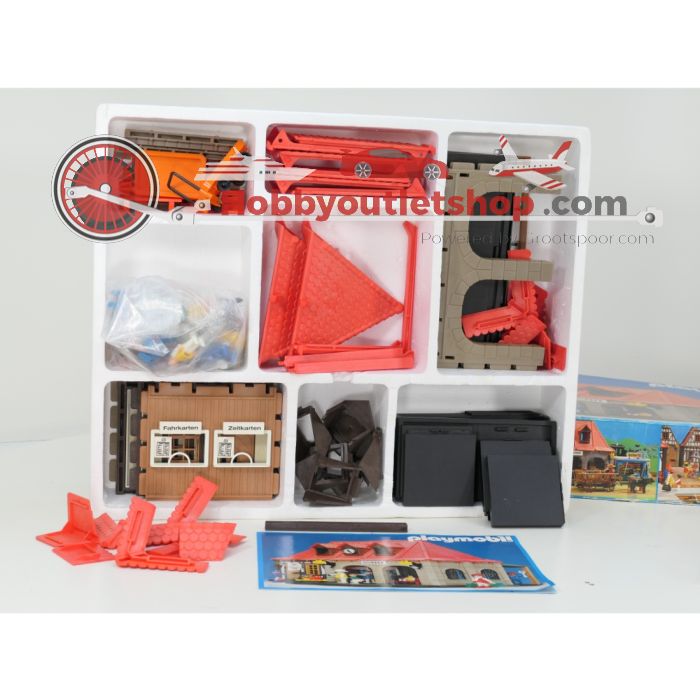 Playmobil 4300 Trein stationsgebouw OVP #9555 - sku: 20260520122910 - Gebruikt - Zeer goede staat - Afbeelding 2