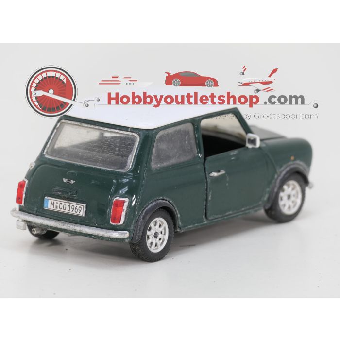 Schaal 1:24 diverse auto's set 3 #9385 - sku: 20260520025113 - Gebruikt - Goede staat - Afbeelding 4