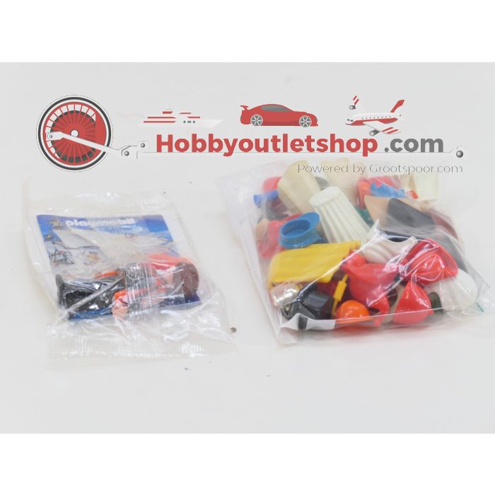 Playmobil Set van 60 Figuren met Accessoires #9604 - sku: 20260604110240 - Used - Very good condition - Photo 3