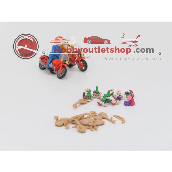 Playmobil 3477 Circus Woonwagen met Thüringer Bratwurst Kiosk, inclusief extra accessoires #9611 - sku: 20260605111834 - Gebruikt - Zeer goede staat - Afbeelding 3