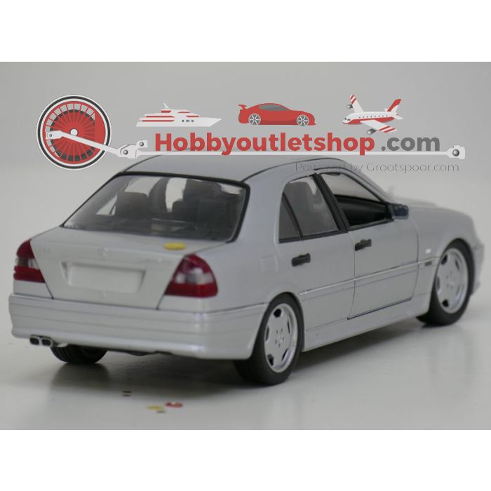Schaal 1:18 UT-Models 180035000 Mercedes C36 AMG #941