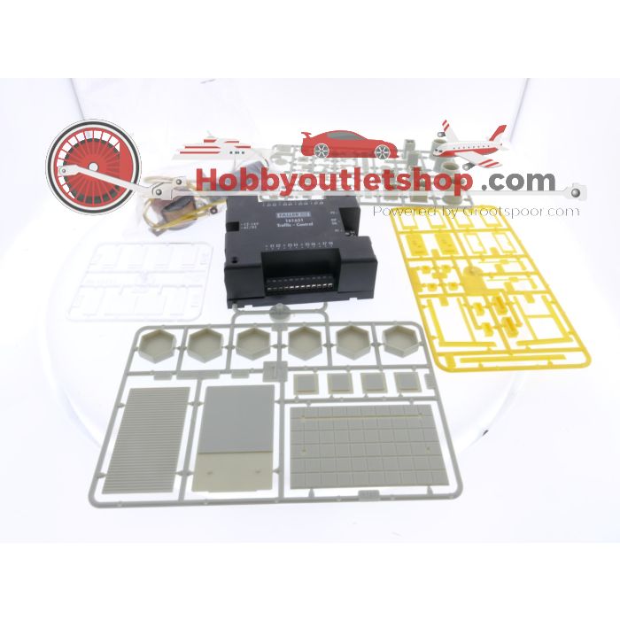 Schaal H0 Faller 161653 Car System Bushalte #5144 - sku: 20231116105602 - Gebruikt - Zo goed als nieuw - Afbeelding 2