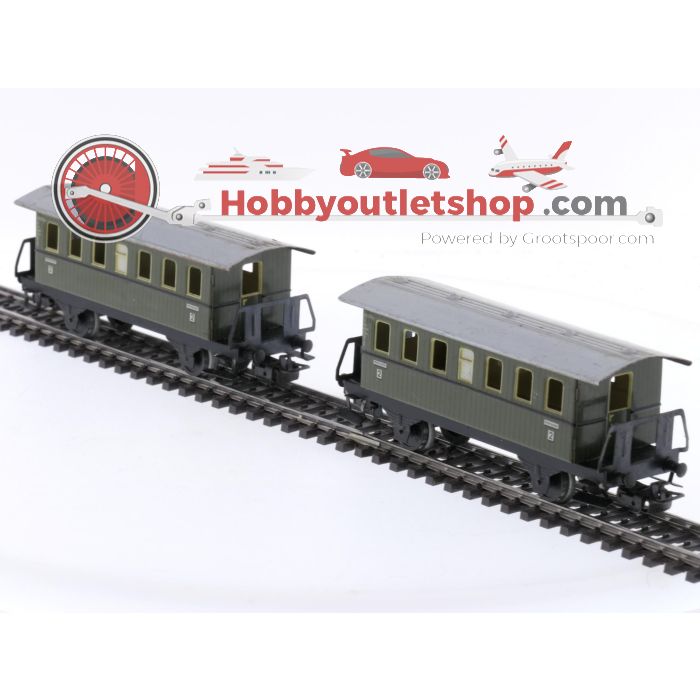 Schaal H0 Märklin 3029 en 4040 Personen Trein van de DB #5390