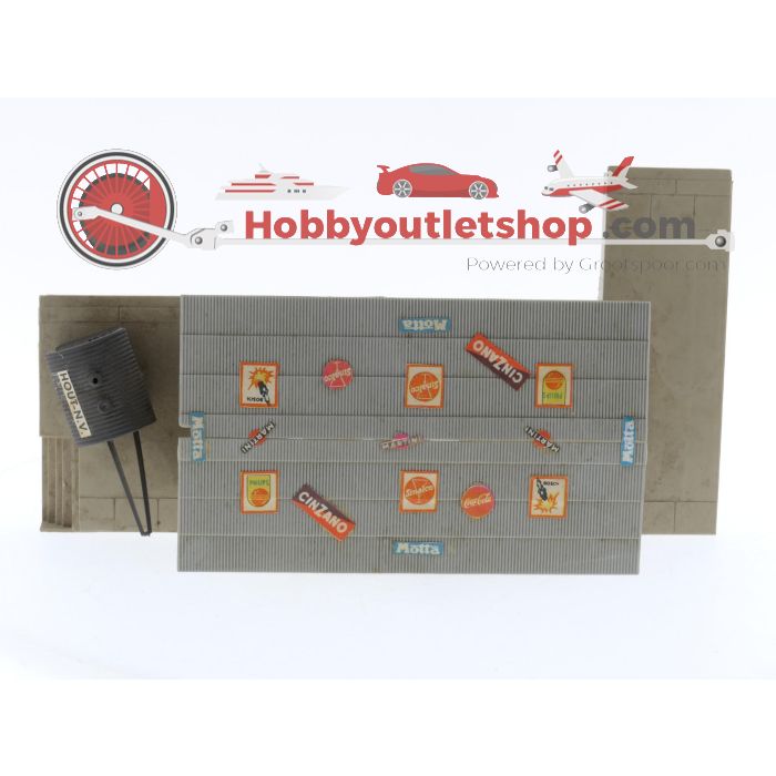 Schaal H0 Pola 542 en Faller 120154 Goederenloods Set #5434