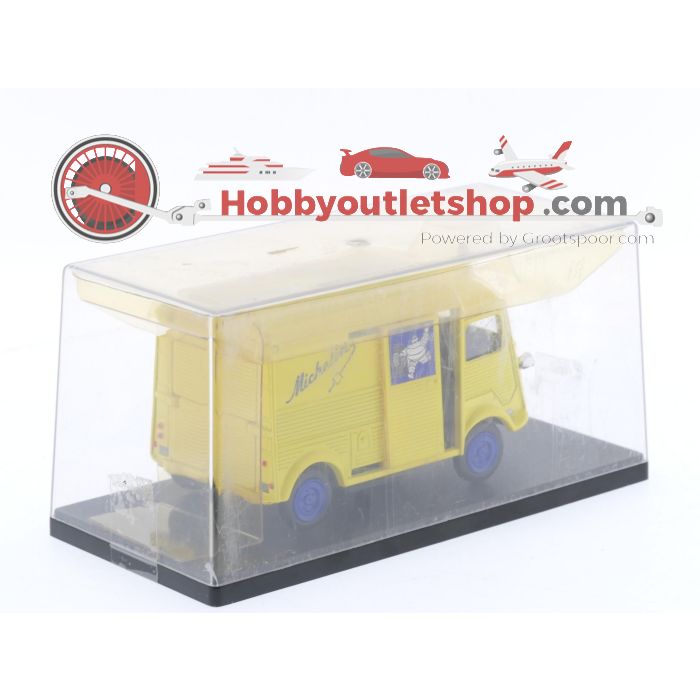Schaal 1:43 Eligor (Norev) en Ixo (Altaya) set van 2 Citroën type H Michelin #3462
