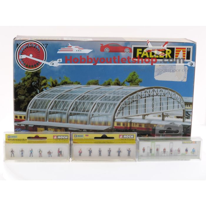 Schaal N Faller 222127 stationshal met faller 155614, Noch 36265 en 36563 figuren #5532