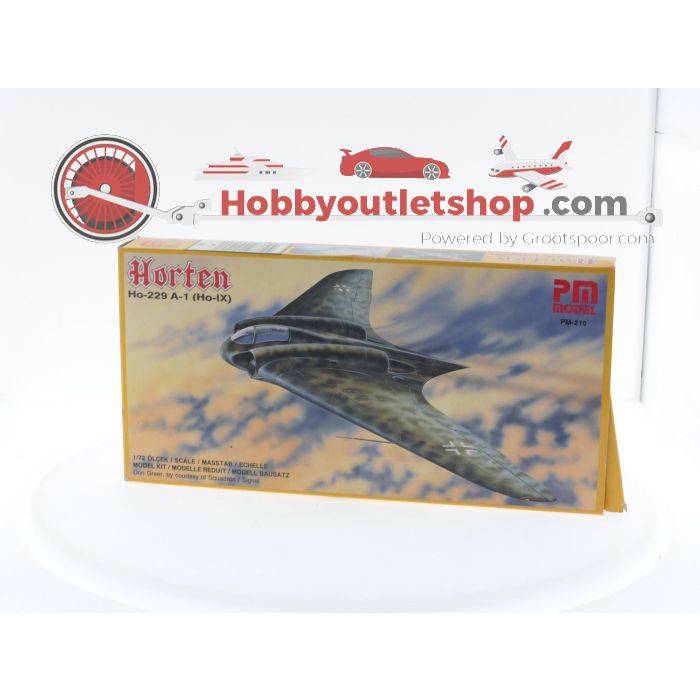 Schaal 1:72 4 bouwpakketten Duitse Wunderwaffe Jachtvliegtuigen. #4154